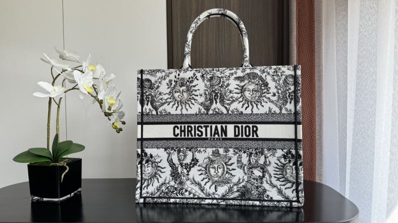 Christian Dior Shopping Bags